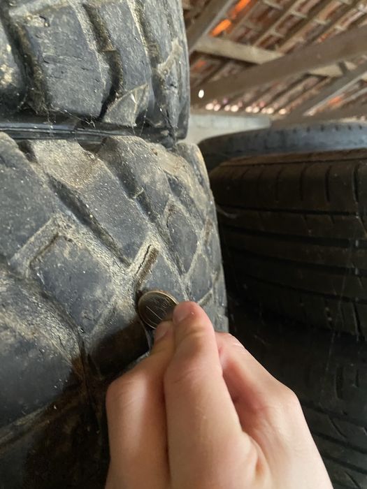 Pneus Fedima Extreme 235/75R15 usados