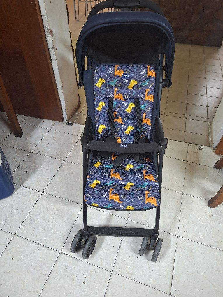 Carrinho passeio bebé