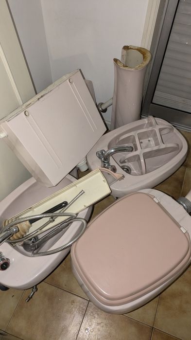 Louça de quarto de banho