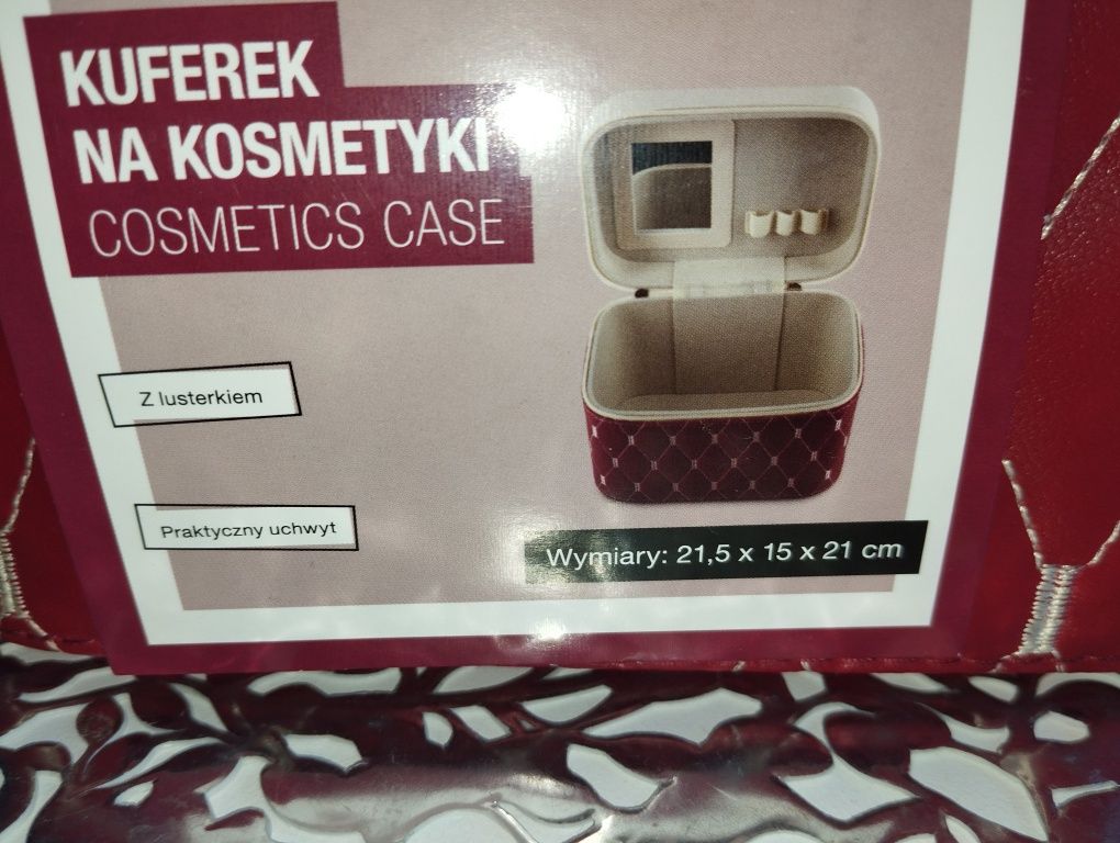 Nowy elegancki kuferek na kosmetyki z lusterkiem