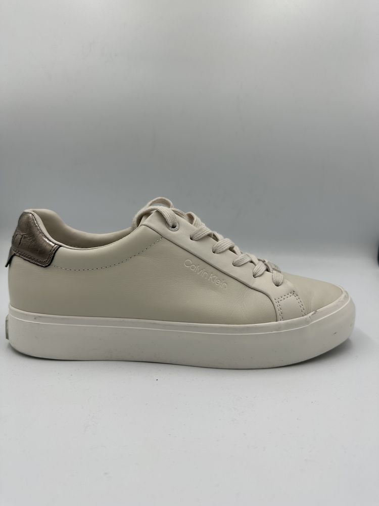 Sneakersy Skórzane Calvin Klein 39