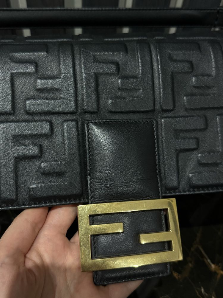 Сумка Fendi Baguette