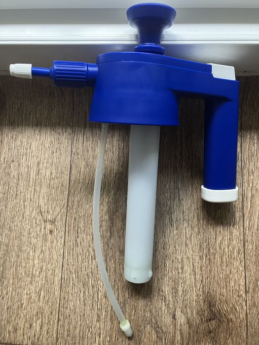 Помповый распылитель Kwazar Venus Super 1.5 L
