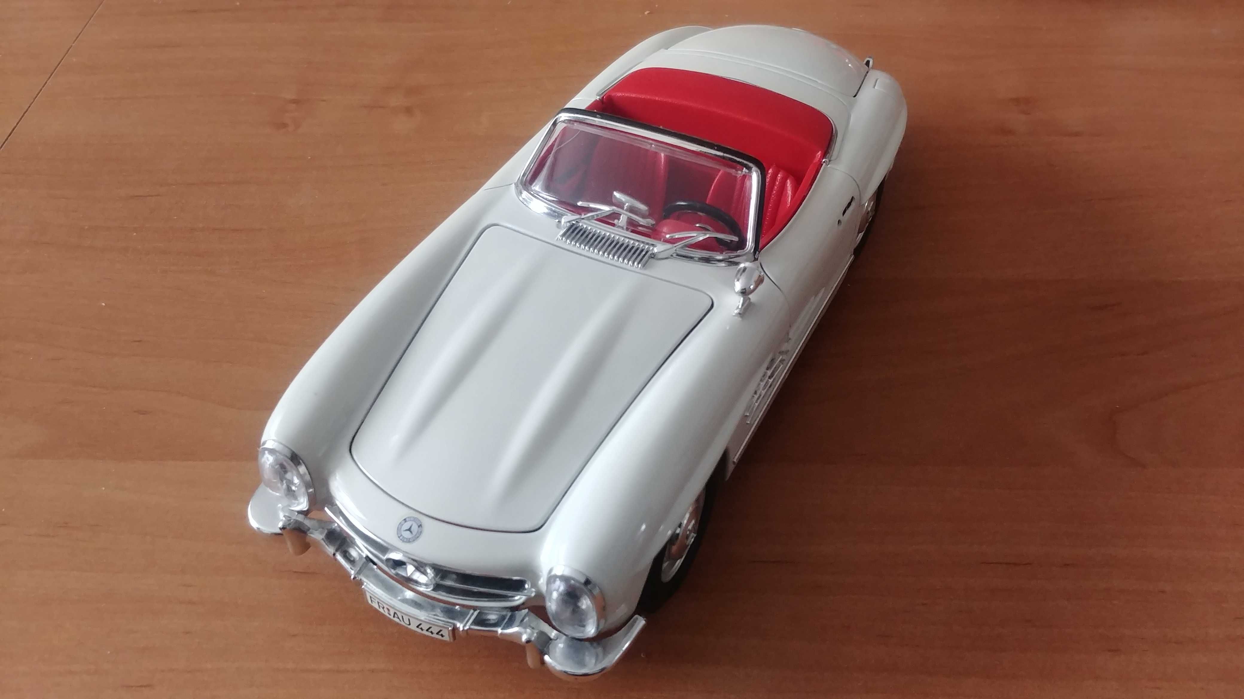 Mercedes 300 SL w skali 1/18 zamiana