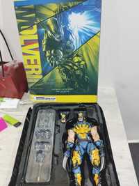 Wolverine play arts kai figurka