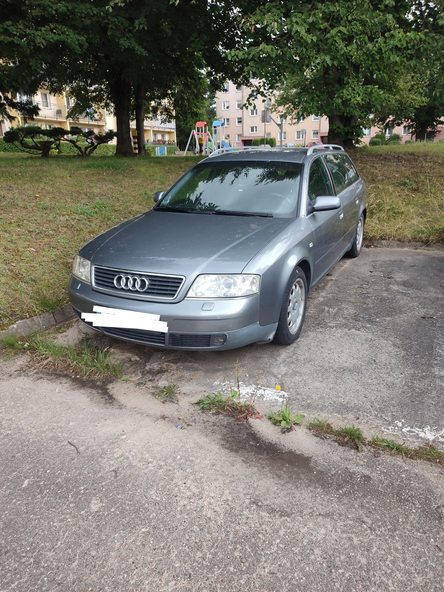 Audi A6 C5 2.8 LPG  manual