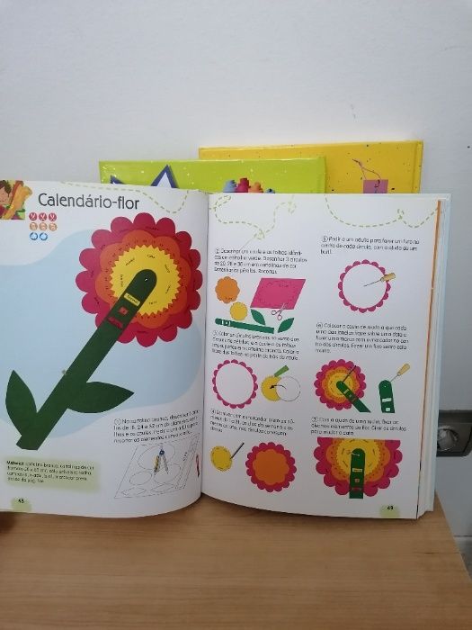 Livros de atividades