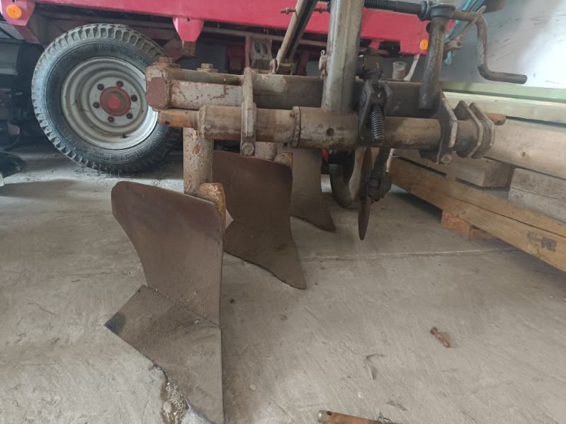 Pług 3 skibowy
