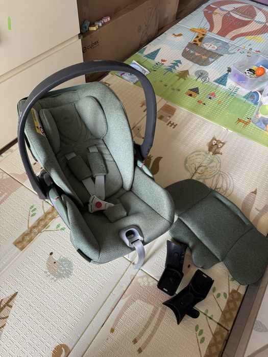 Автокрісло Cybex Cloud T i-Size Plus Leaf Green