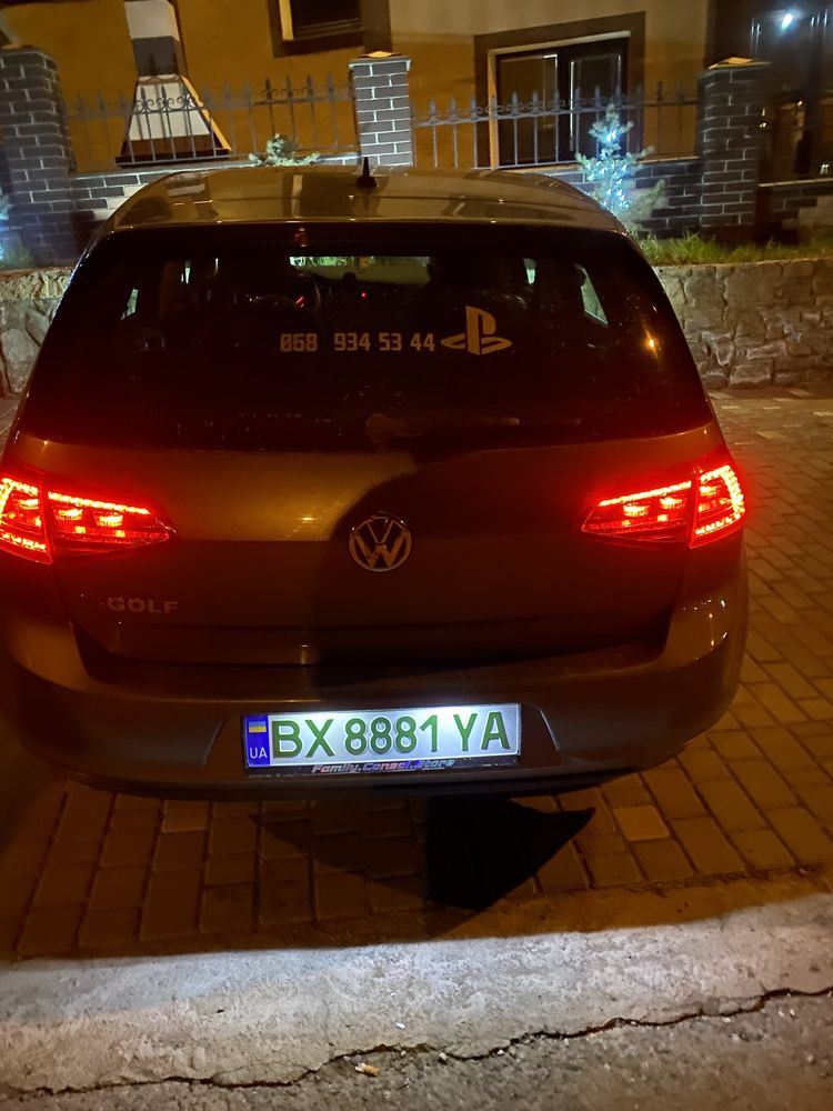 Volkswagen E-Golf 2015. В ідеальному стані.