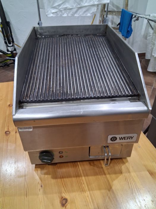 Grill elektryczny,frytkownica,patelenia,kuchnia ciag gastronomiczny