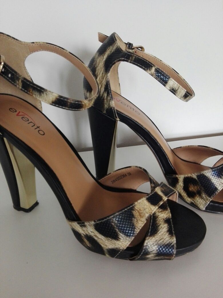 Buty eleganckie super