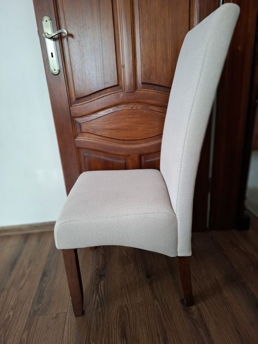 Sprzedam krzesła do salonu - 6 sztuk za 850 zł