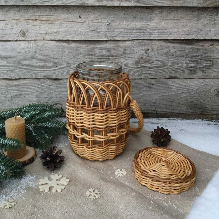 Обплетена баночка для освячення води