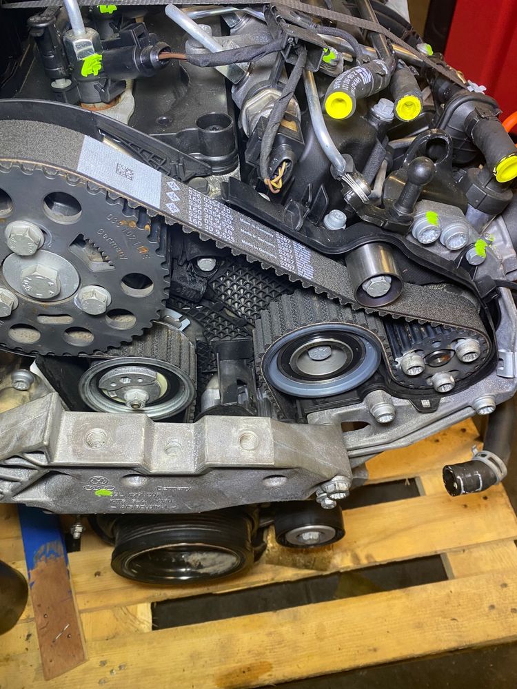 Motor Passat CC 2.0 143CV – Poucos km + Distribuição Nova