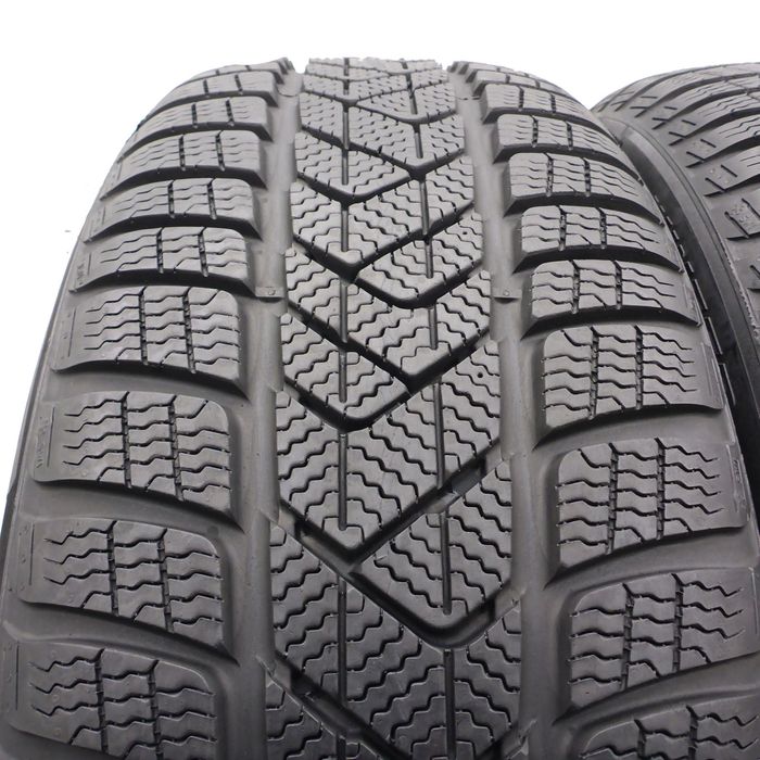 Opony 215/50/18 Pirelli 215/50R18 92V Zimowe 2019 7.2-7.5mm Jak Nowe