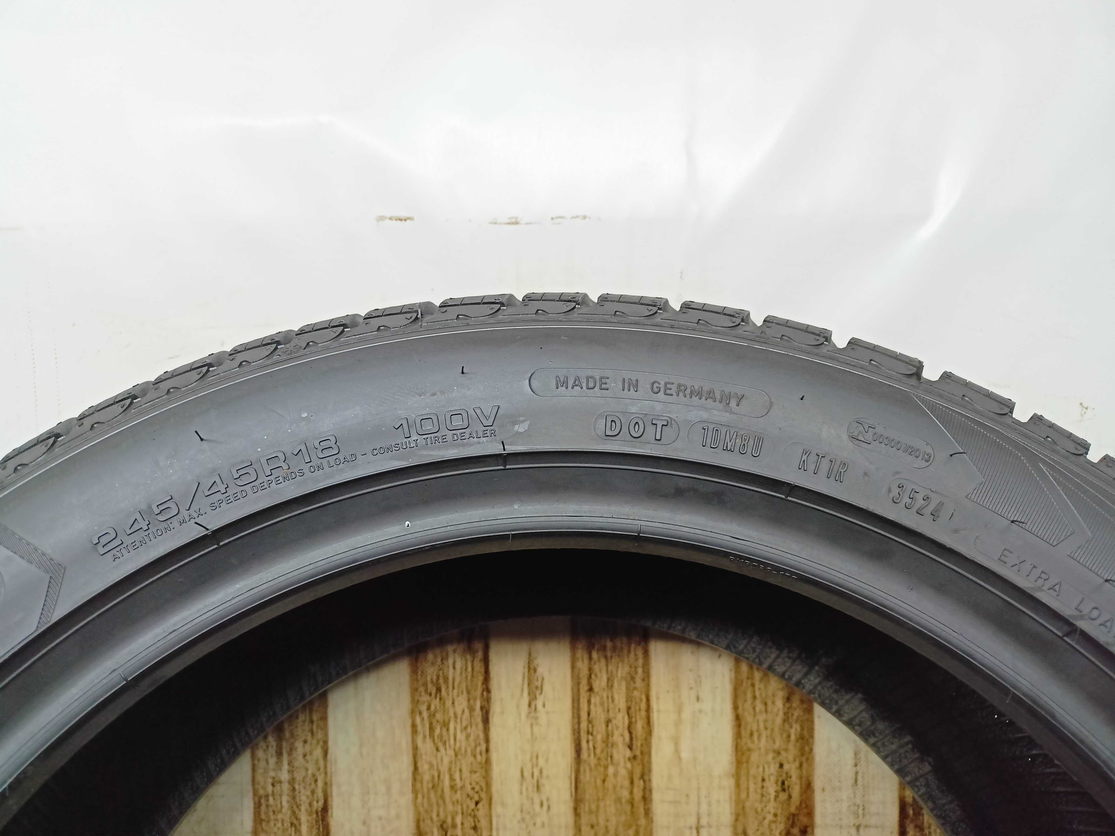 Goodyear Ultragrip 8 RSC 245/45/18 2024r. 100V Nowe (2571)