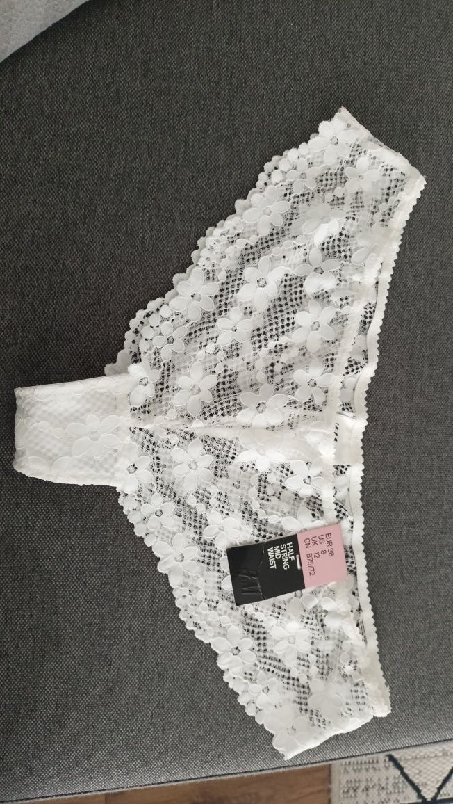Majtki figi z koronki h&m