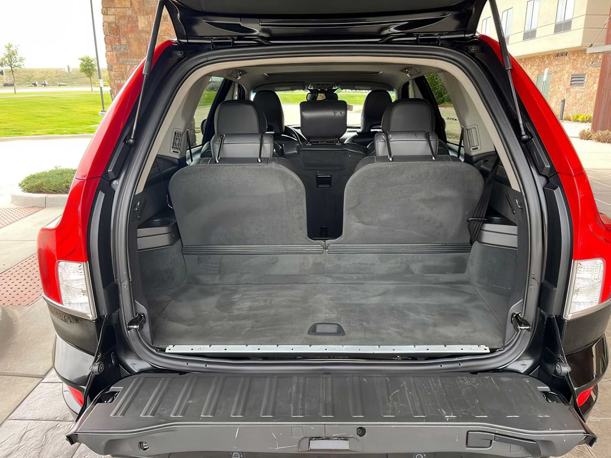 2014 Volvo    XC90