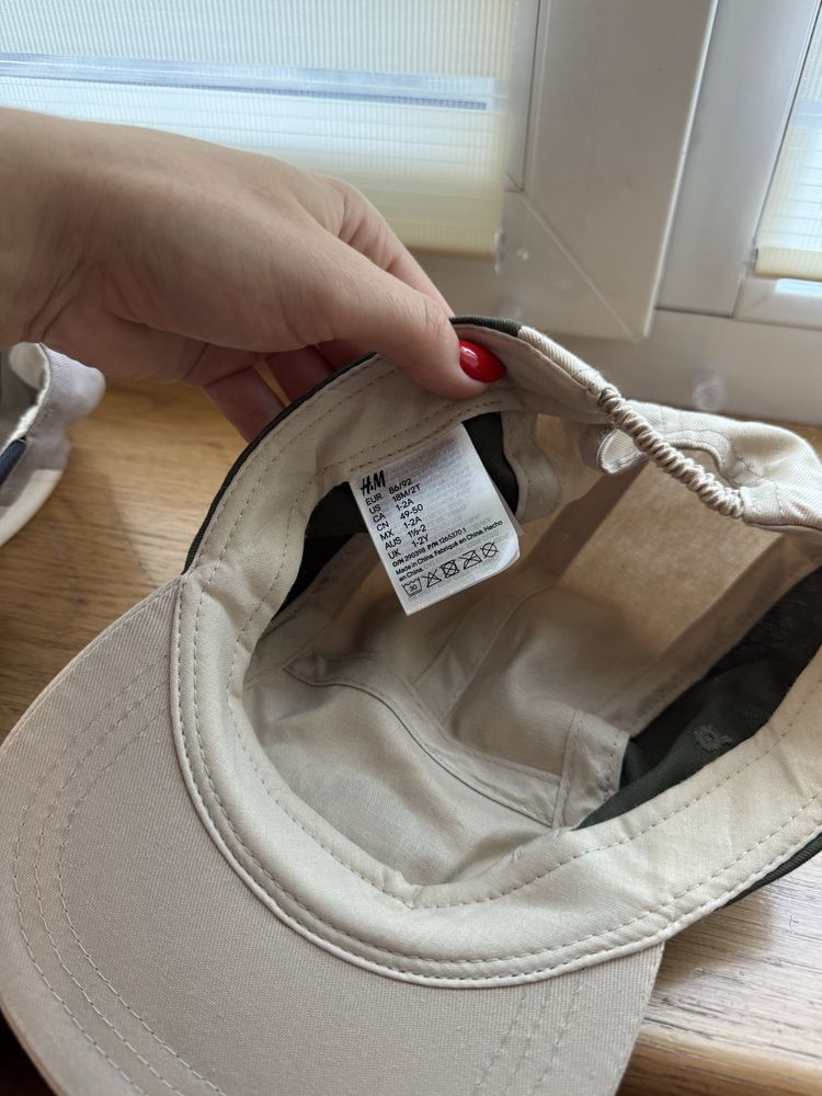 Кепки h&m 1-2 роки