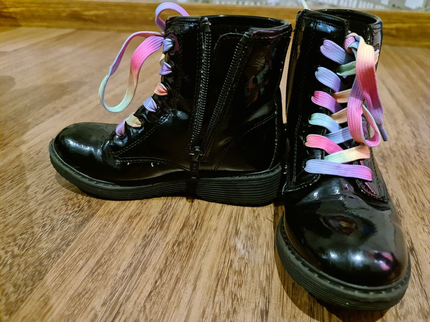 Ботинки, сапоги,лакированный с радужными шнурками children's place 13
