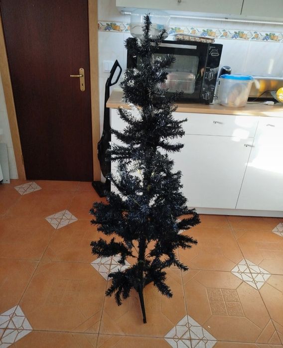 Árvore de natal artificial 1.40cm como nova