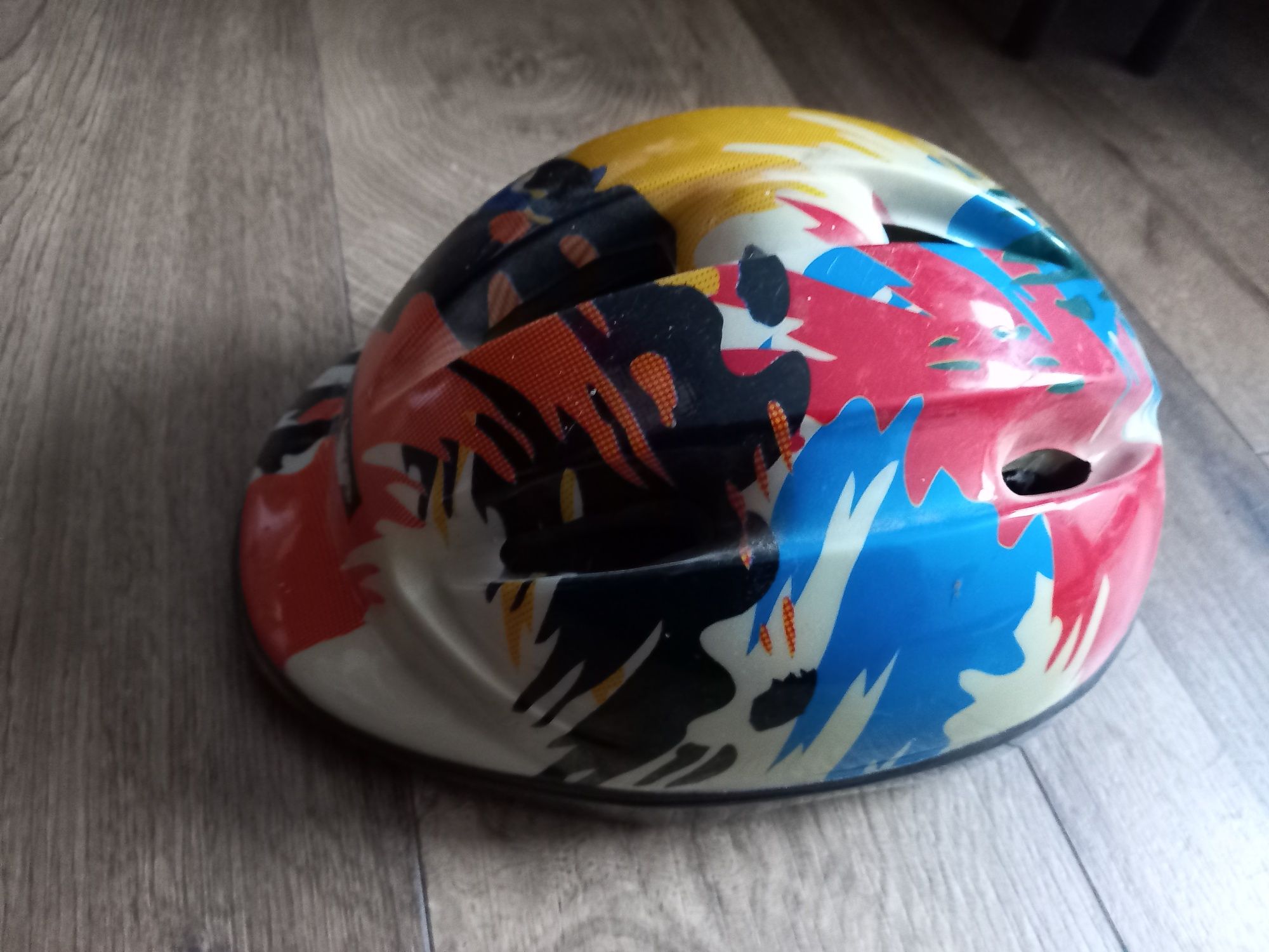 Kask rowerowy rozmiar S super stan