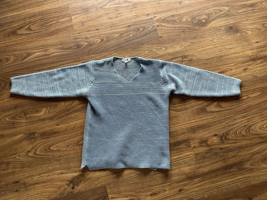 Laura Kent niebieski sweter babyblue