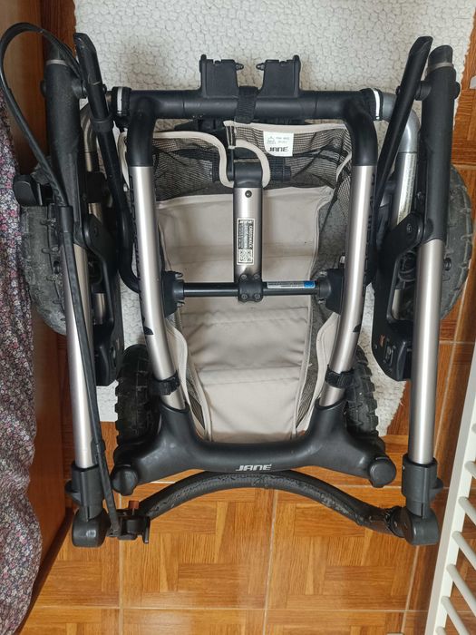 Carro jane crosswalk