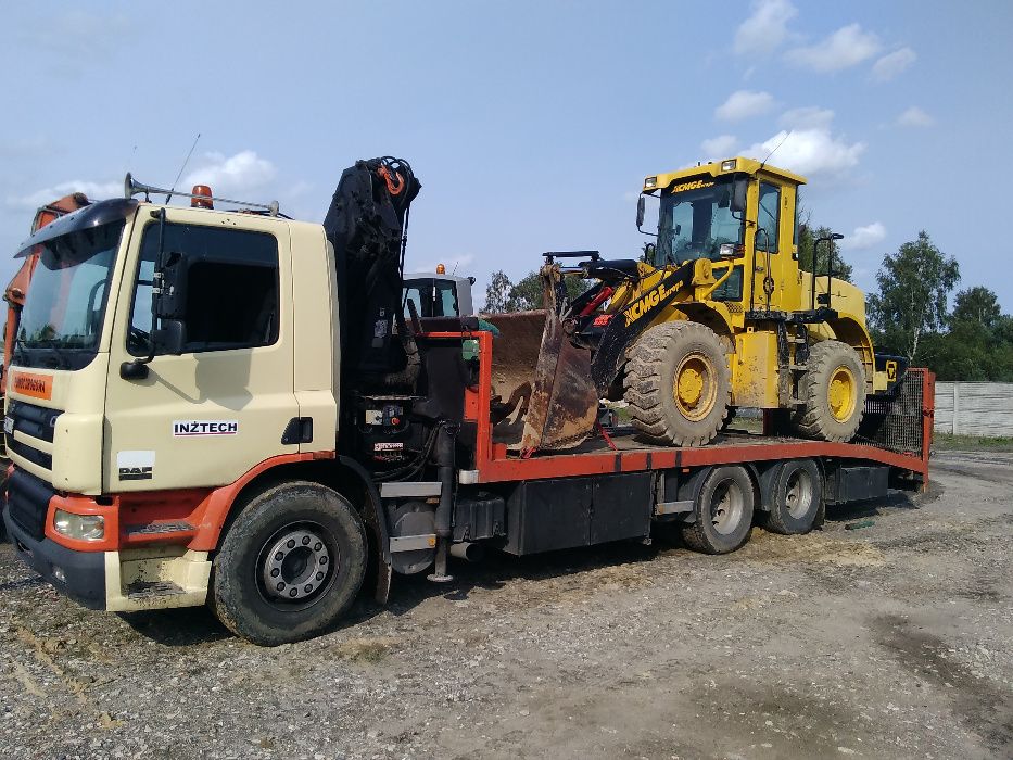 Transport maszyn budowlanych, kontenerów - laweta z HDS