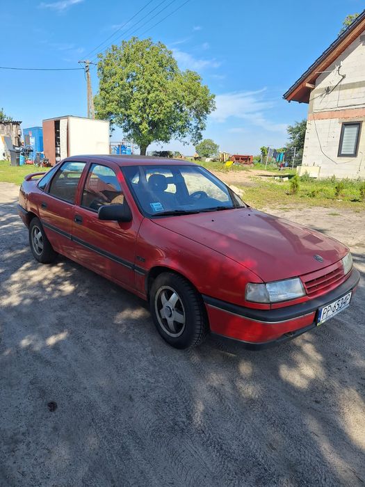 Samochód osobowy marki Opel Vectra 1992