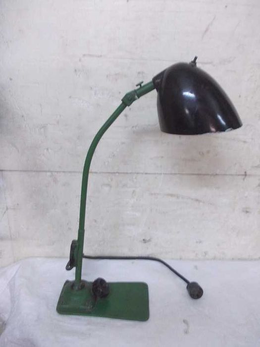 Stara industrialna lampa na biurko loft vintage