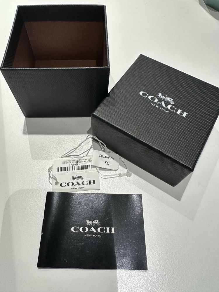 Годинник Coach