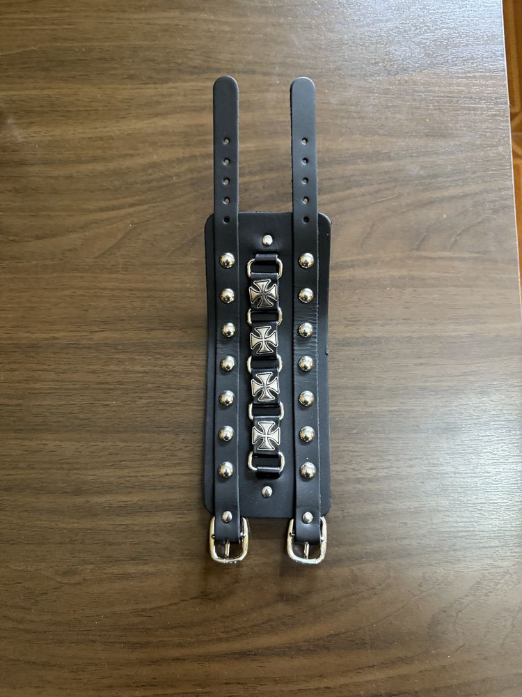 Pulseiras Góticas