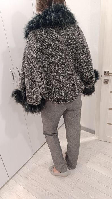 Продам пальто ( кейп) производства Италии. Размер от М до XXL