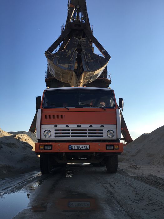 пісок песок річний,щебінь щебень різної фракції,відсів щебеню,бут.