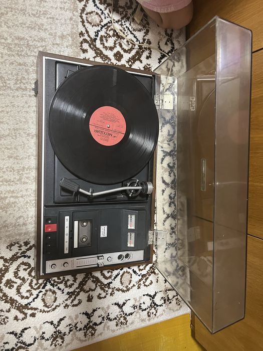 Програвач вінілу + касетник Вега-119 (СРСР, ретро, робочий)