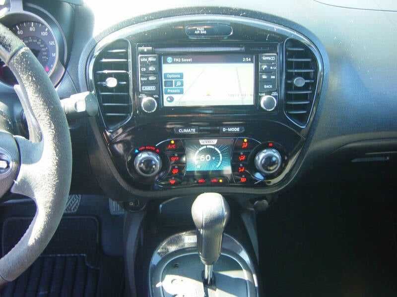 Nissan JUKE 2014