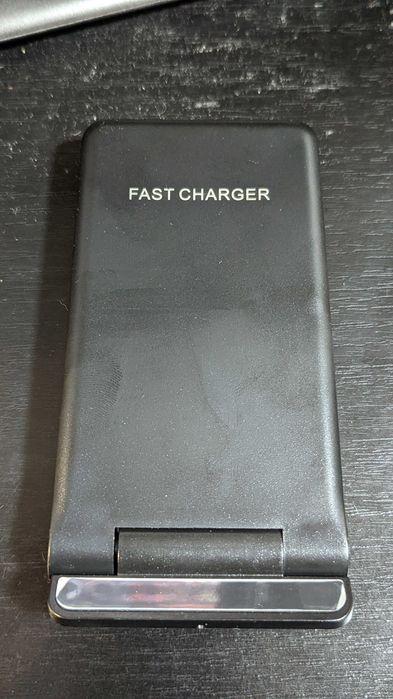 Быстрое беспроводное зарядное для телефона  30 Вт