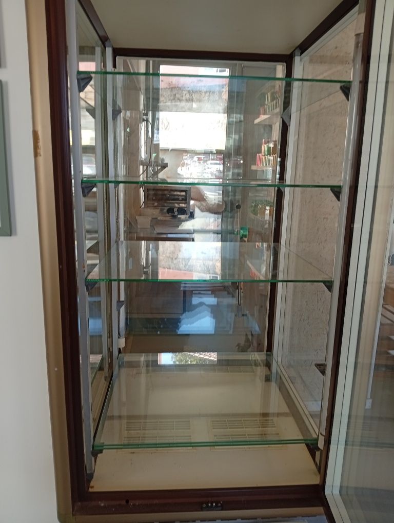 Vitrine para bolos