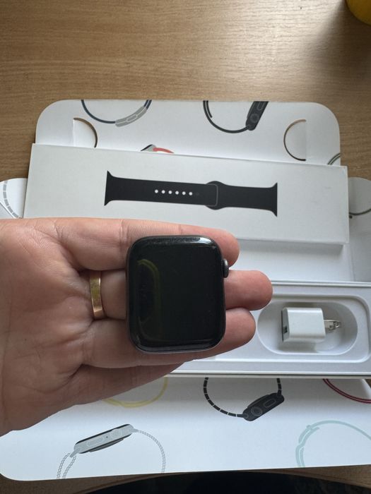 apple watch series 5 44mm | Обмін