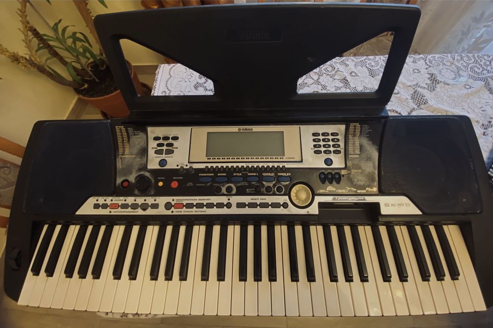 Yamaha PSR-540 organy