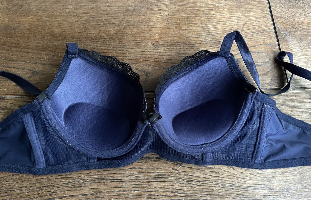 Piękny elegancki stanik 75B push up granatowo-czarny, stan idealny