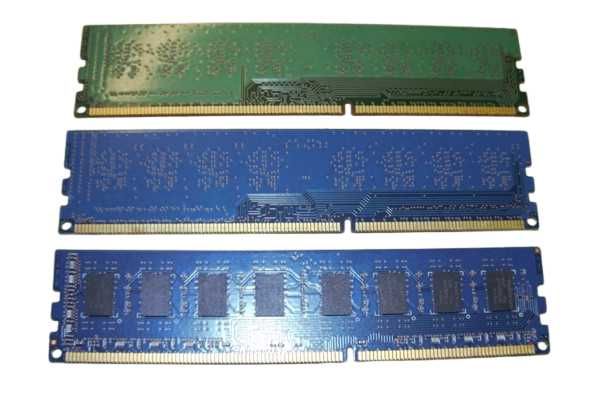 Pamięć RAM DDR3 4GB 12800U PC3 1600 Mhz MIX MAREK MODELI