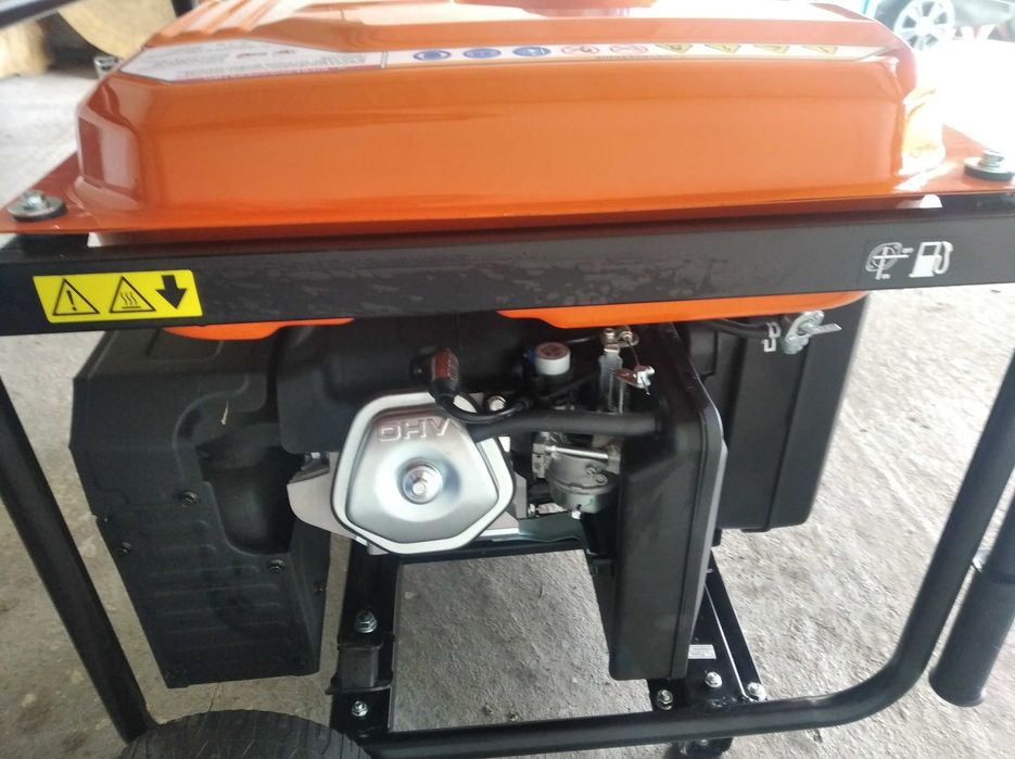 Agregat inwenterowy 230V Oleo-mac PZU 90ie 7,0 7,5 kw 5 godzin pracy