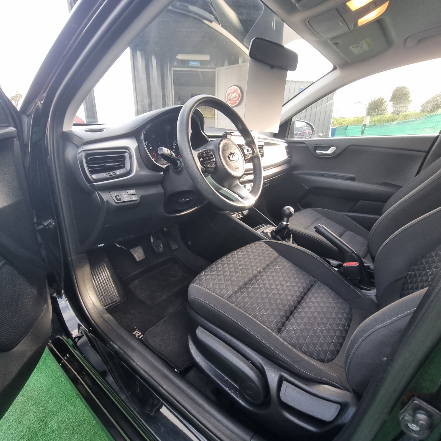 Kia rio 1.2 ano 2019