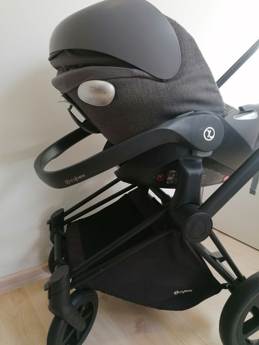 Wózek Cybex Priam Lux Set Manhattan Grey, gondola, spacerówka, fotelik