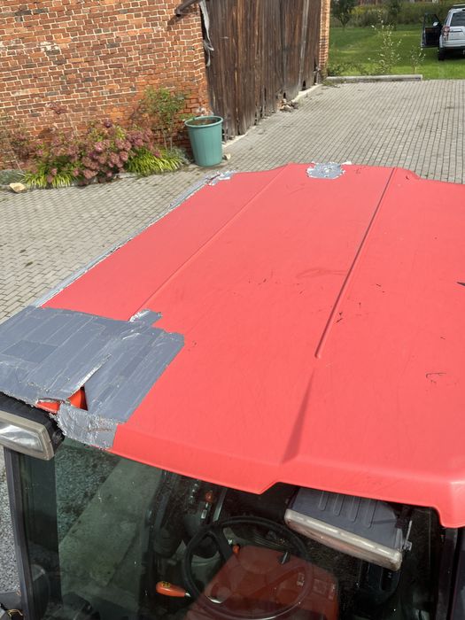 Oryginalna ogrzewana kabina Kubota B2230 B2231