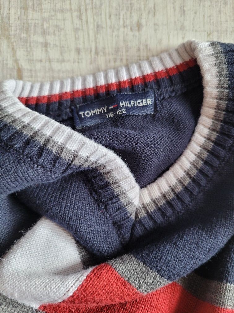 Elegancki sweter Tommy Hilfiger, r. 116-122 cm