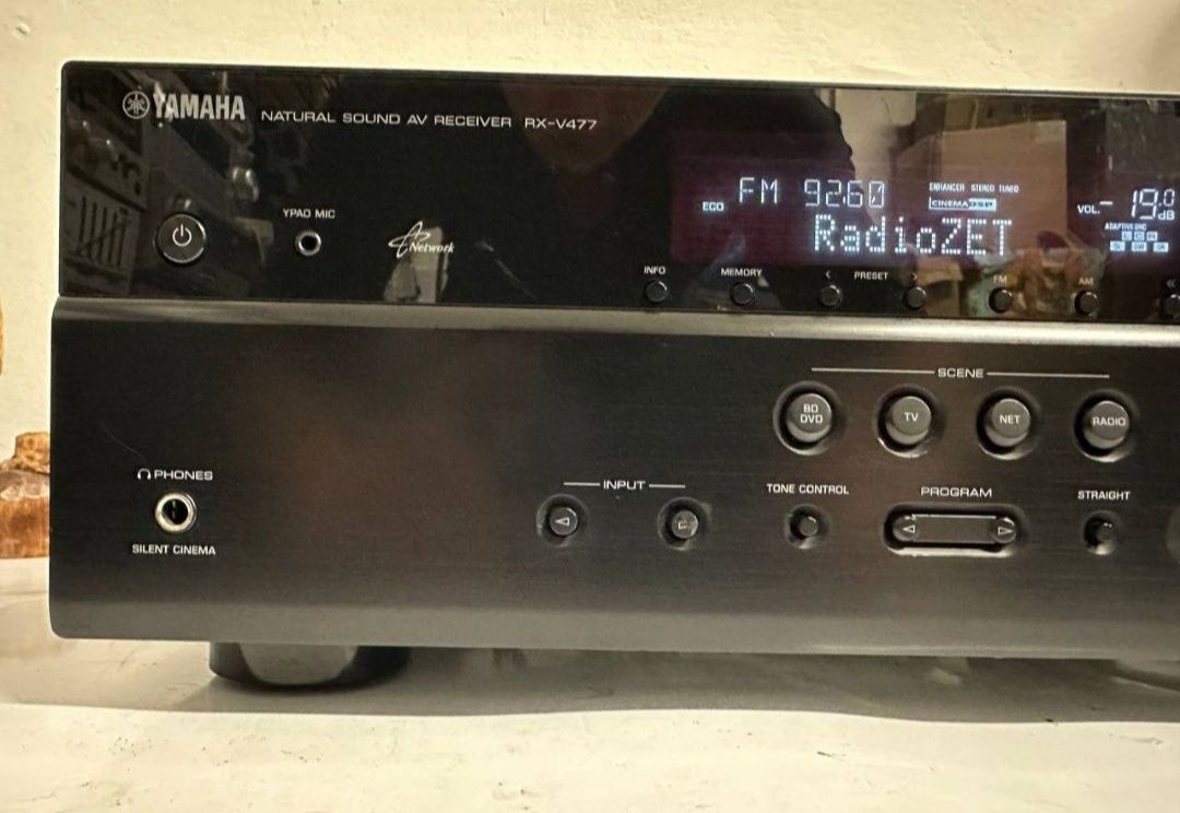 5.1 AV Amplituner Yamaha rx v 477, 130 Wat , HDMI USB 4K 3D